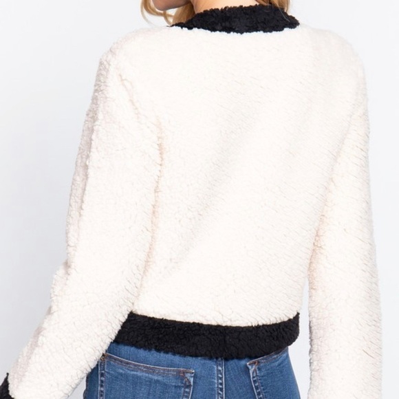 Faux Fur Cropped Jacket - White n Black - Picture 5 of 6